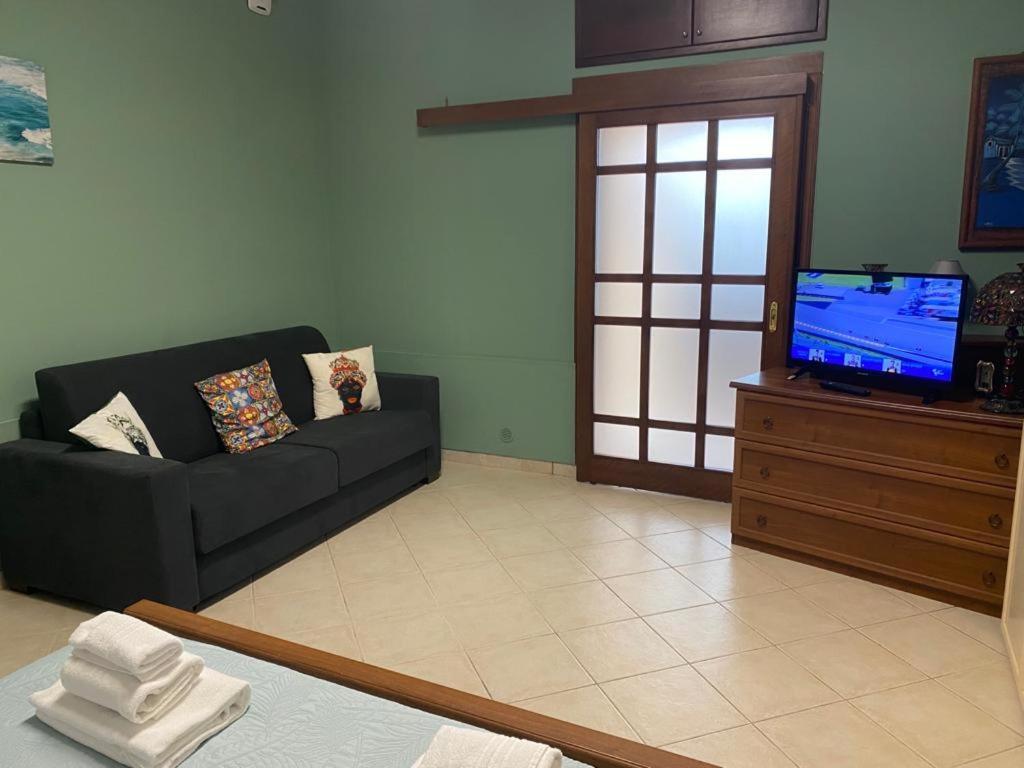 Vista Eolie Milazzo- Apartments المظهر الخارجي الصورة